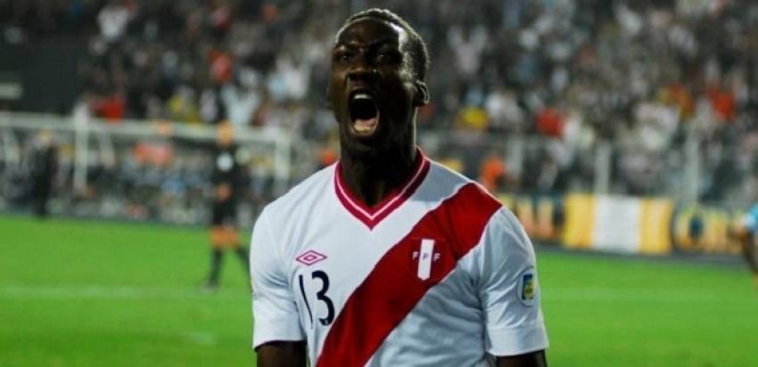 Advincula Tigres'te iddiası