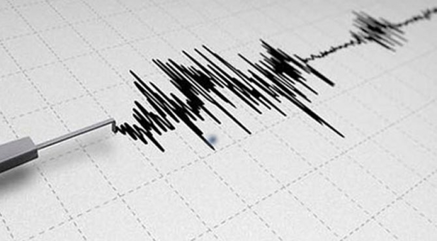 Ege'de korkutan deprem