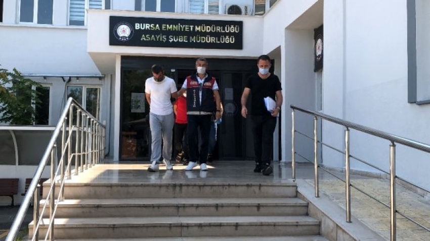 Bursa'da Atatürk büstlerini çalan hırsızlar