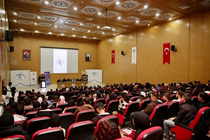 ’Madde Bağımlılığı’ konusunda söz Bayburt Üniversitesi gençlerindeydi
