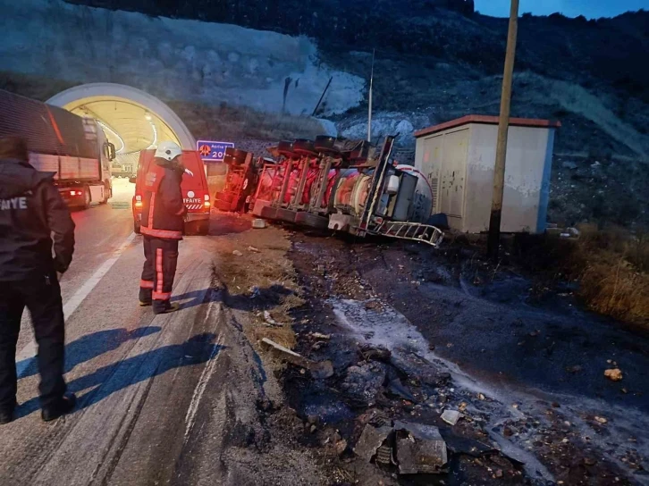 Malatya’da iki ayrı trafik kazasında 3 kişi yaralandı
