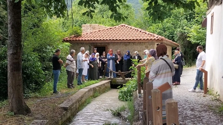 Bursa'da manevi mekanları gezdiler