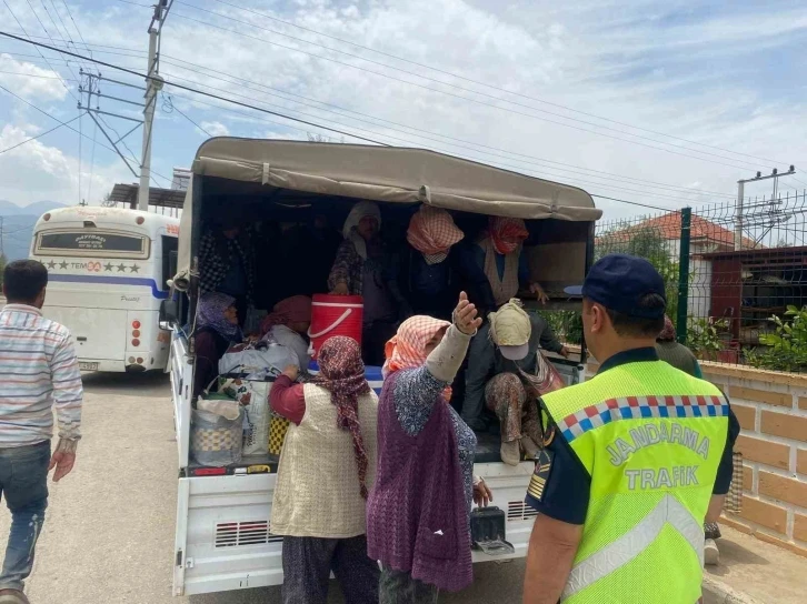 Manisa’da jandarmadan trafik denetimi
