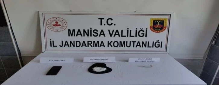 Manisa’da uyuşturucu operasyonu: 3 tutuklama
