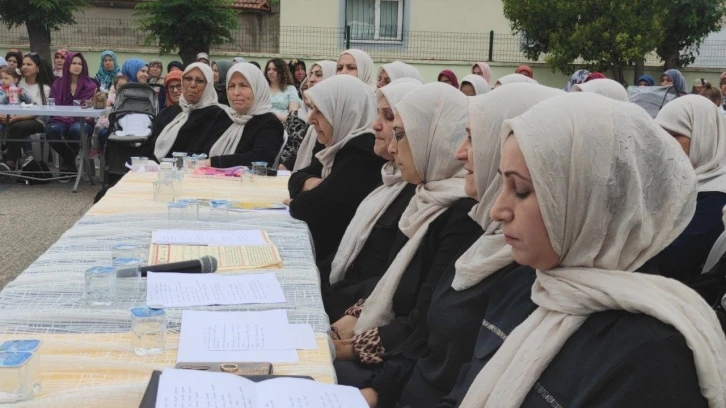 Manisa’nın ilk Köy Yaşam Merkezinde Kur’an-ı Kerim şöleni
