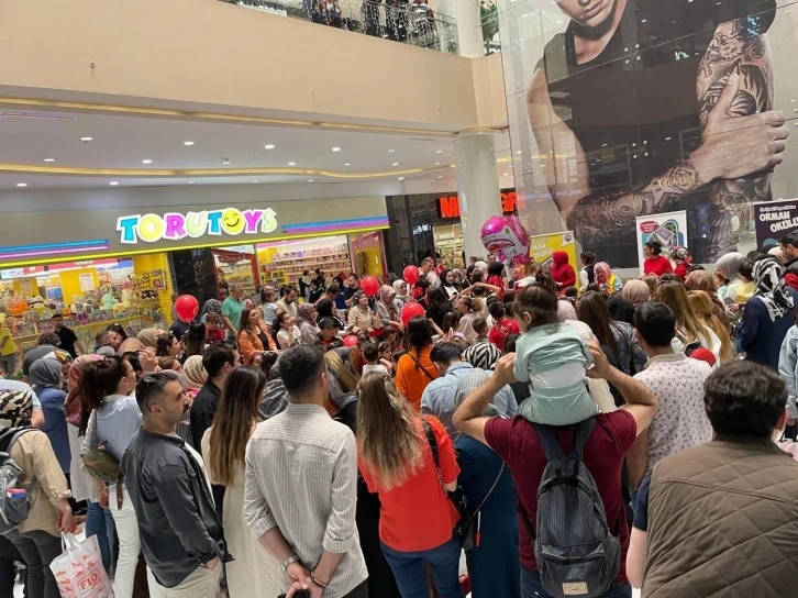 Mardian Mall, 23 Nisan Ulusal Egemenlik ve Çocuk Bayramı’nı renklendirdi
