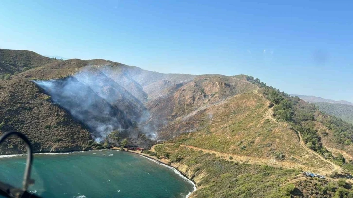 Marmaris’teki orman yangınında 5 hektar alan zarar gördü
