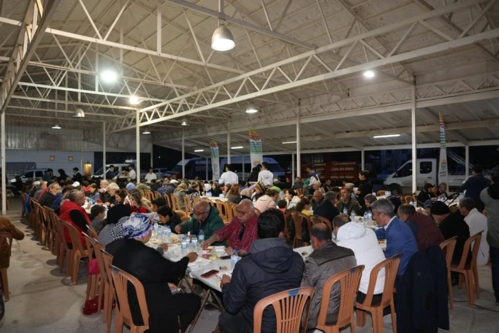 Marmaris Turgut Mahallesi sakinleri iftarda buluştu
