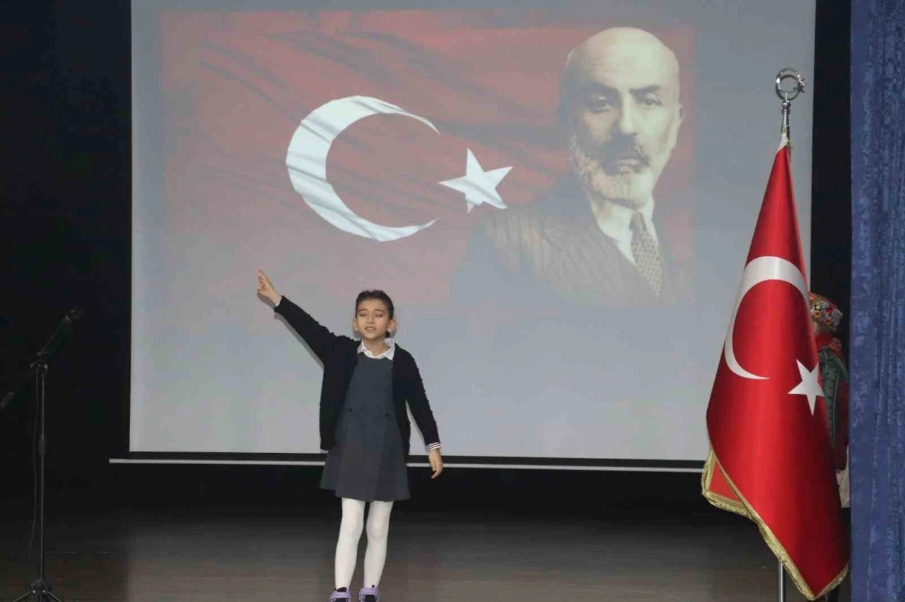 Mehmet Akif Ersoy resim ve şiir yarışması sonuçlandı
