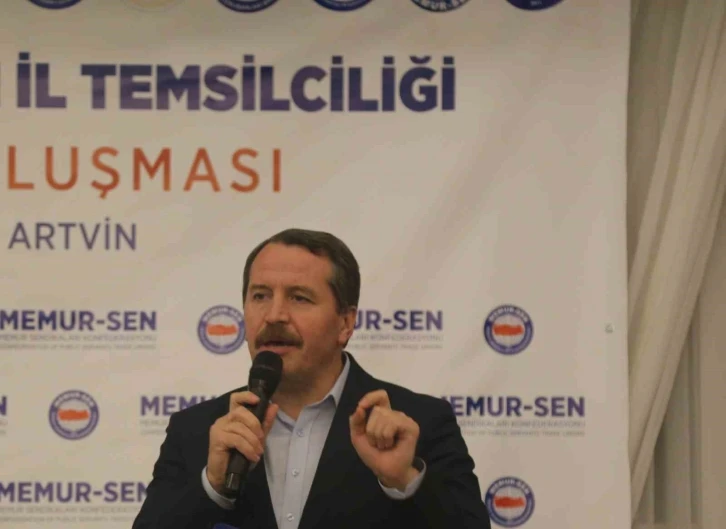 Memur-Sen Genel Başkanı Yalçın: "Dünyanın her yerinde sendikalar iktidarları protesto ederler, Türkiye’de tam tersi"
