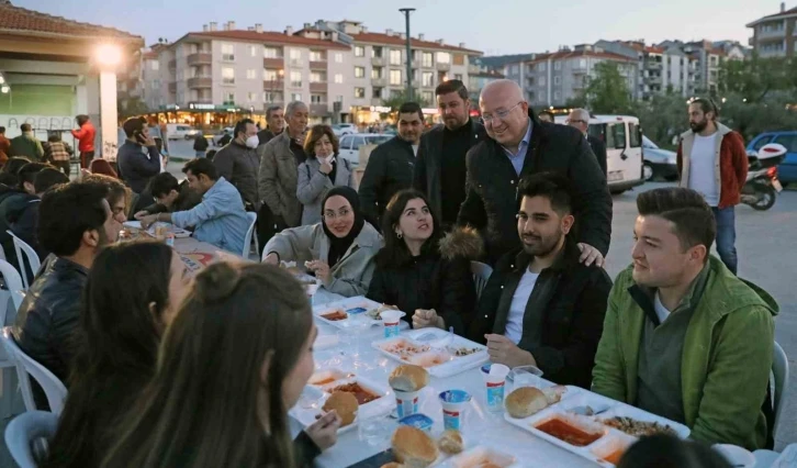 Menteşe Belediyesi her gün 3 bin kişilik iftar yemeği verecek
