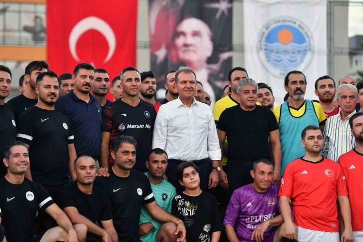 Mersin Büyükşehir Belediyesi 2. Birimler Arası Futbol Turnuvası başladı
