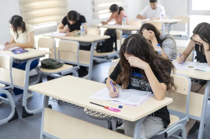 Mersin Büyükşehir Belediyesi, sosyal projelerle vatandaşlara destek oluyor
