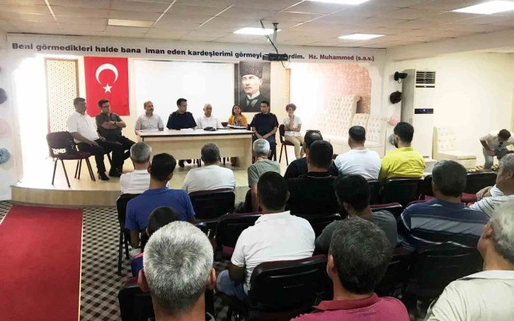 Mersin’de balıkçılar sezon öncesi bilgilendirildi
