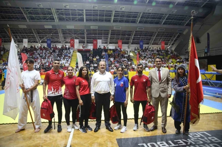 Mersin’de spor okulları ve engelsiz spor okullarının açılışı yapıldı
