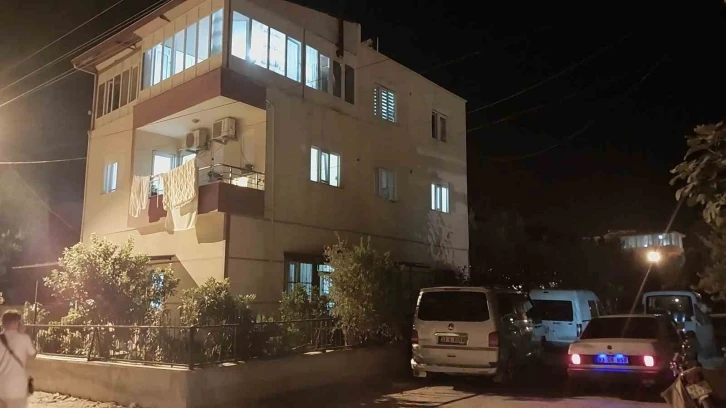 Mersin’de vahşet: 7 yaşındaki oğlunu öldürdü ardından bıçakla kendini ağır yaraladı