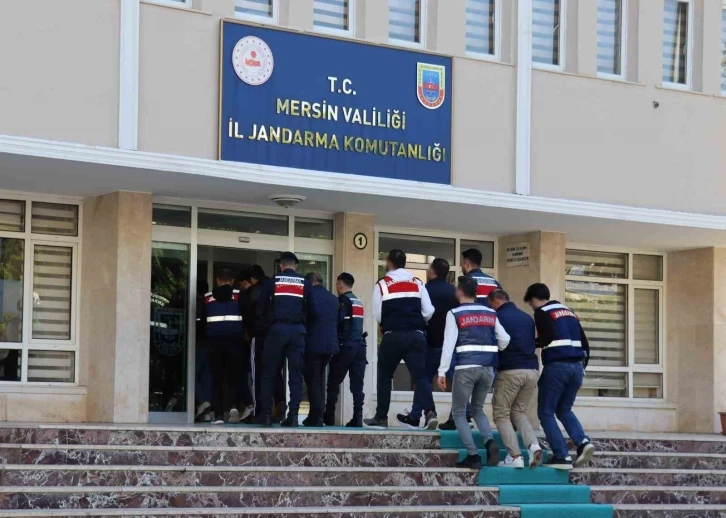 Mersin merkezli 2 ilde gerçekleştirilen DEAŞ operasyonuna 7 tutuklama
