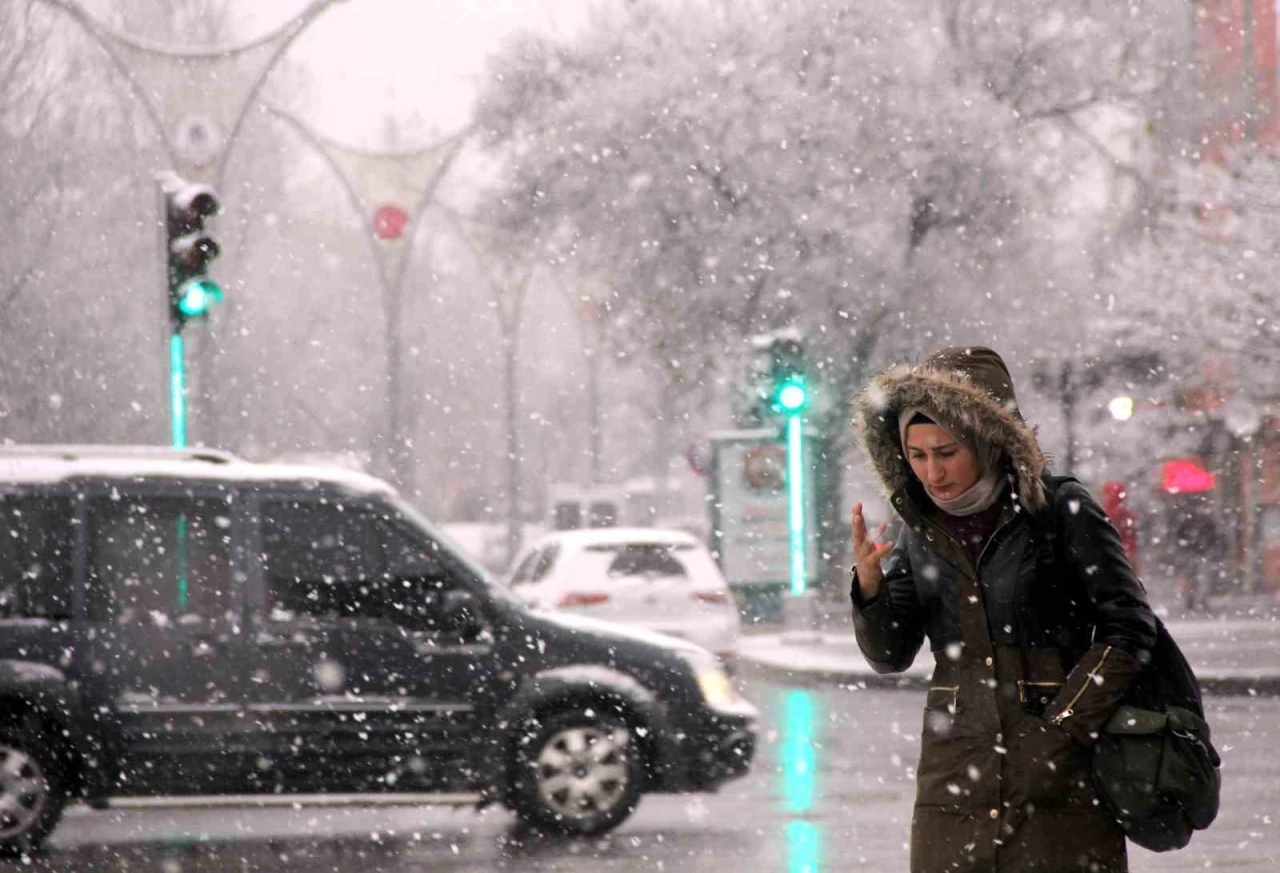 Meteoroloji’den Erzincan için kar yağışı uyarısı
