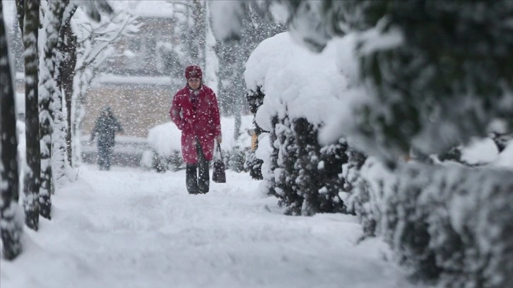 Meteorolojiden kuvvetli kar yağışı ve fırtına uyarısı