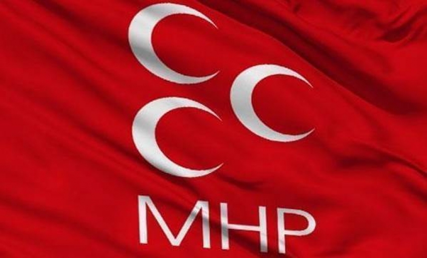 MHP'de toplu istifa