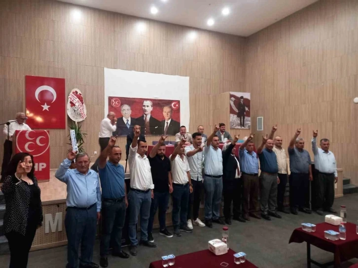 MHP İlçe Başkanı Karabulut güven tazeledi
