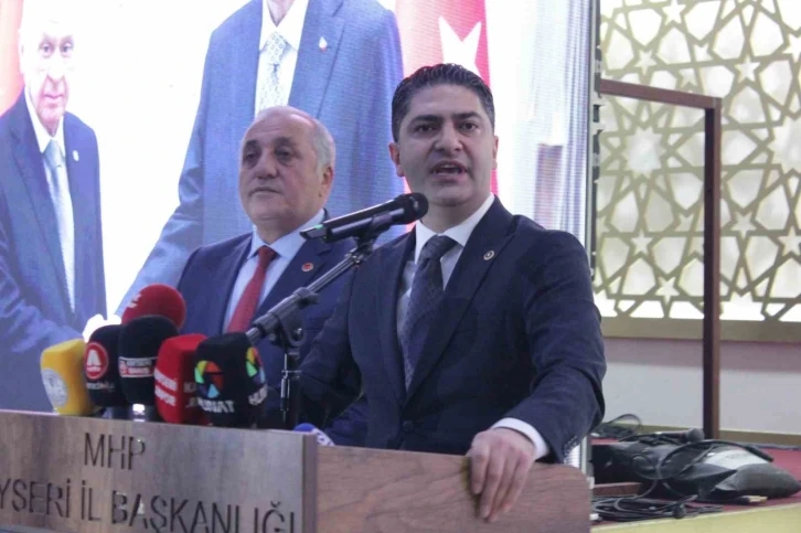 MHP’li Özdemir: 17-0 ile Kayseri’yi şahlandırın"
