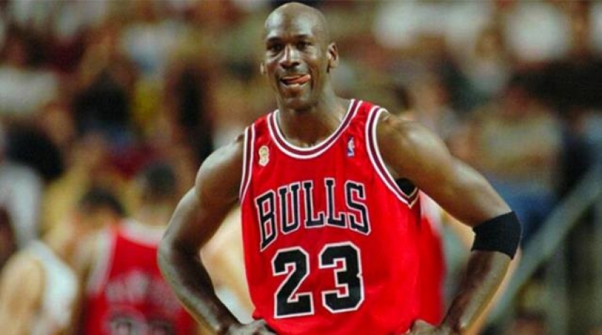 Micheal Jordan'ın forması rekor fiyata satıldı