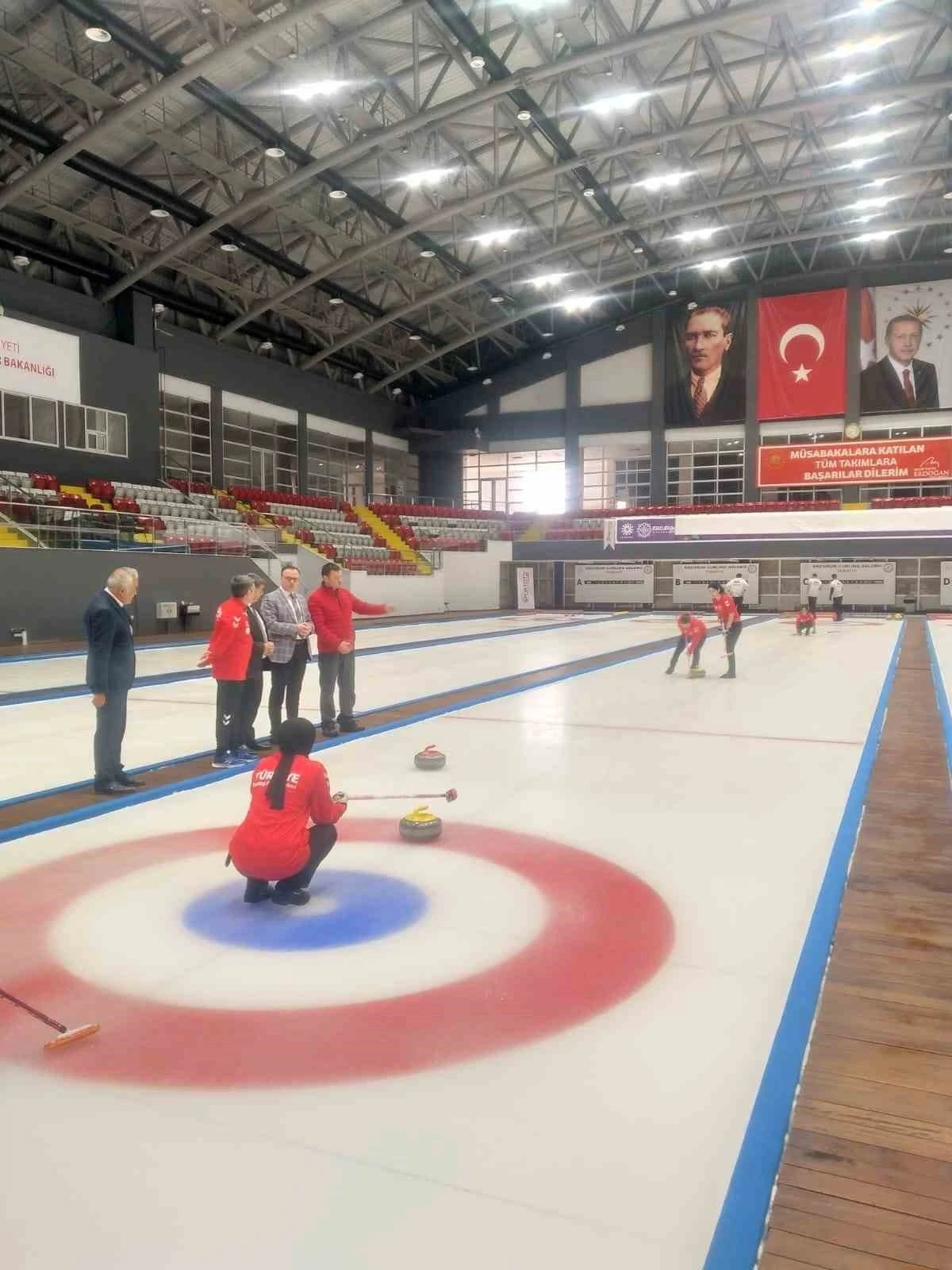 Milli Curlingçilere Kaymakam morali
