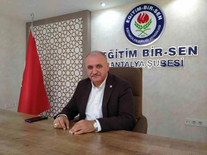 Miran: "İstiklal Marşı tarihi bir meydan okuyuştur"
