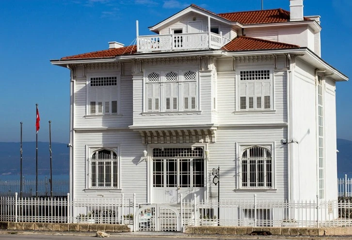 Mudanya Mütarekesi, uluslararası düzeyde ele alınıyor