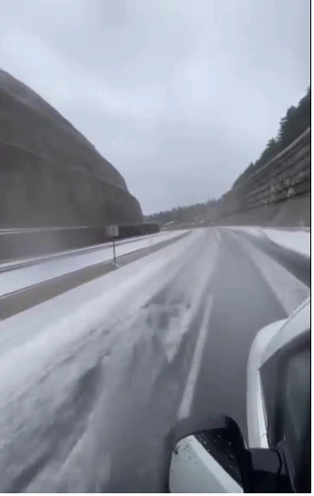 Muğla’da yollar beyaza büründü
