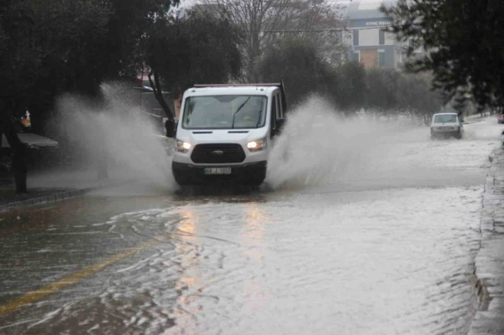 Muğla kıyı bölgelerine şiddetli yağış uyarısı
