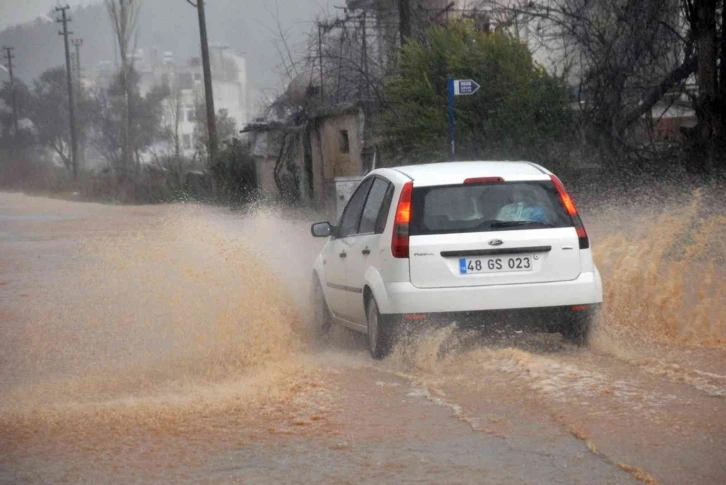 Muğla’ya sağanak yağış uyarısı