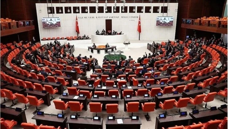 Muhalefetin vergilerle ilgili görüşme önergesi AK Parti ve MHP'nin oylarıyla reddedildi