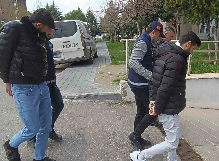 Muhasebeciden 148 bin lira çalan 2 şahıs yakalandı
