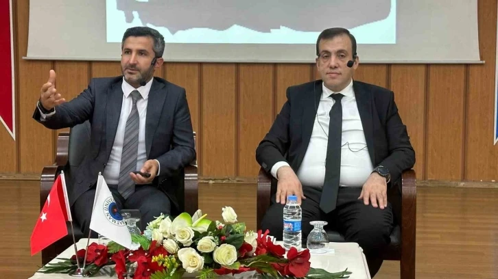 Muhtarlara ve din adamlarına ’enerji ve tasarruf’ temalı konferans