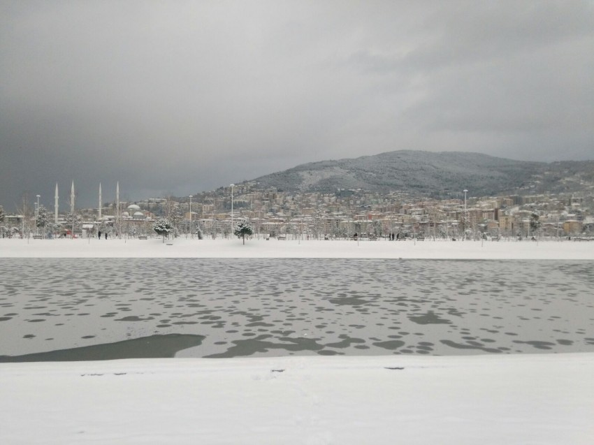 Bursa'da dere dondu!