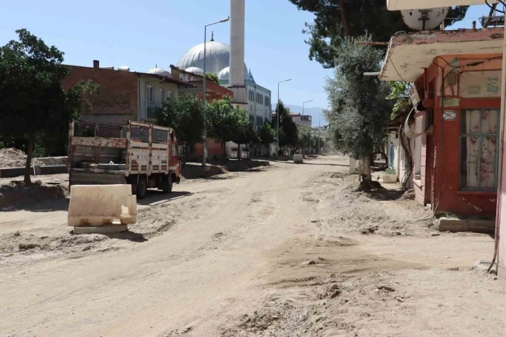 Nazilli Belediyesi Yeşil Mahalle’de çalışmalarını sürdürüyor
