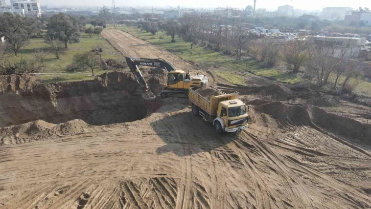 Nazilli’de sokaklar şantiyeye döndü
