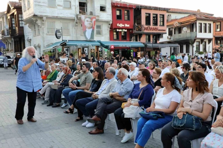 Nazım Hikmet Mudanya’da şiir ve şarkılarla anıldı