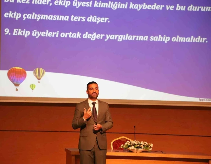 NEVÜ’de ‘Ekip Çalışması ve Liderlik’ eğitimi düzenlendi
