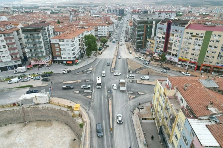 Niğde Belediyesi’nden 2 Günde Akıllı Kavşak Çalışmasını Bitirdi
