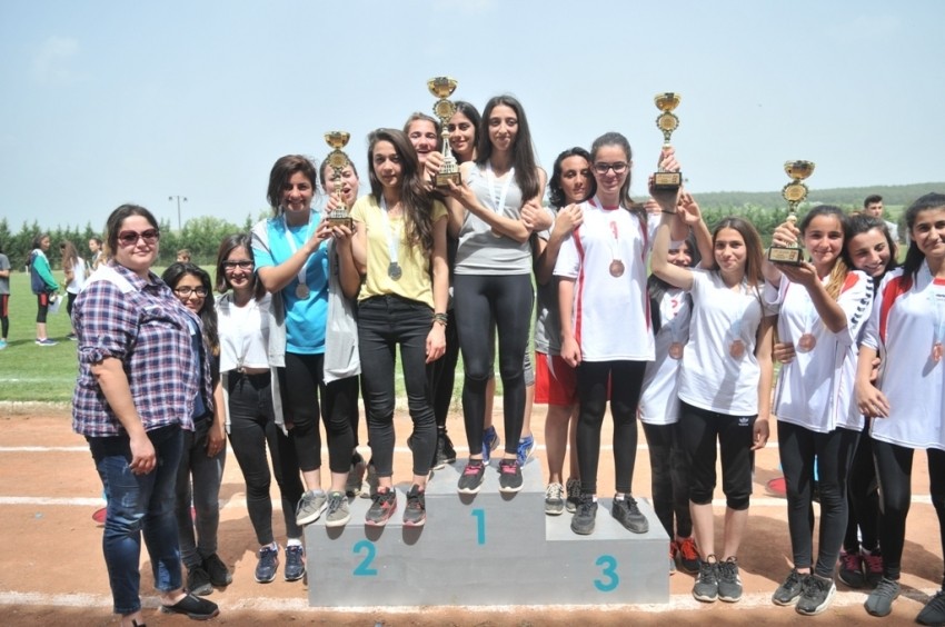 Spor Şenlikleri’nde atletizm coşkusu