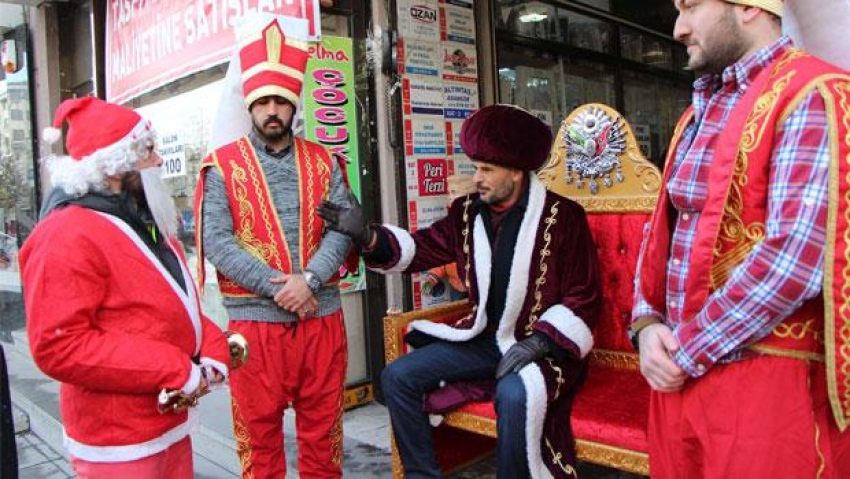 Bolu'da Noel Baba protestosu