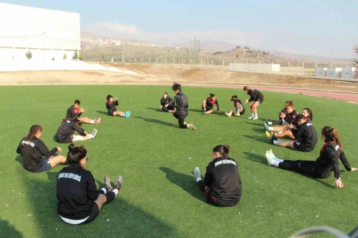 Nuhspor Kadın Futbol Takımı’nın başarısı, Şırnak’taki kızlara ilham oldu