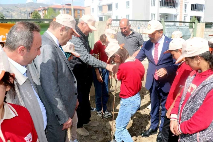 Okuldaki Çiftlik Projesi hayata geçirildi
