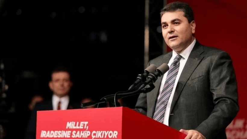 Olaylı geçen Demokrat Parti kurultayında yeni genel başkan belli oldu