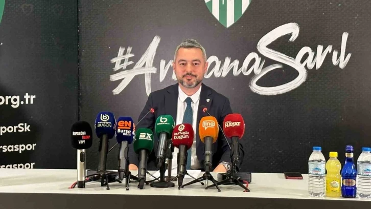 Ömer Furkan Banaz: "Burada çırpınmak, bataklıkta çırpınmaktan farksız"
