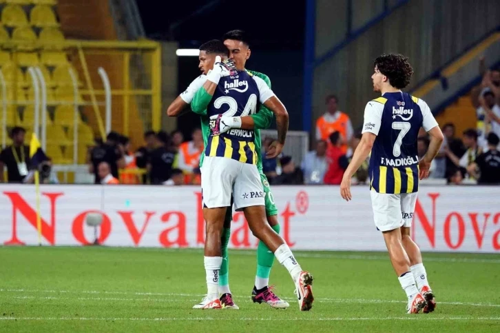 Oosterwolde Fenerbahçe'de ilk golünü attı