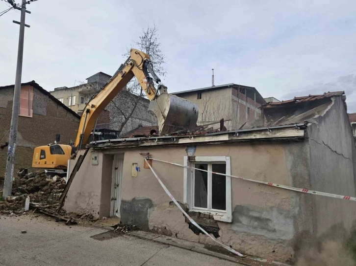 Osmangazi yıkıyor, mahallelerin çehresi değişiyor